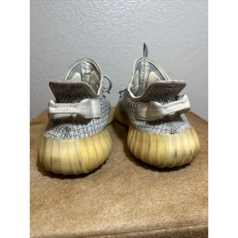 Adidas‎ Yeezy Boost 350 V2 Lundmark Non-Reflective Sz. 8. Great Condition